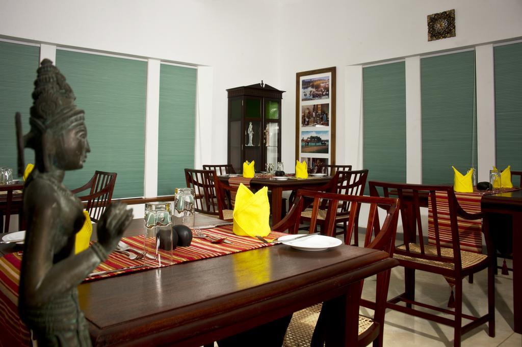 The Elephant Stables Kandy Esterno foto