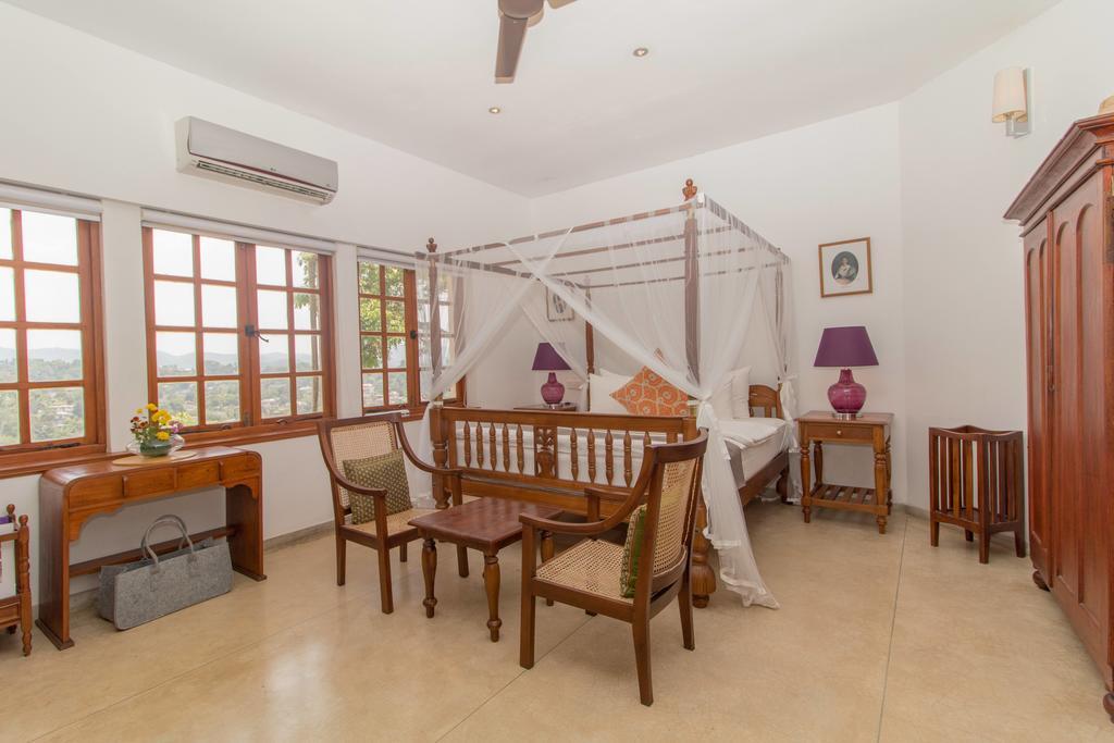 The Elephant Stables Kandy Esterno foto